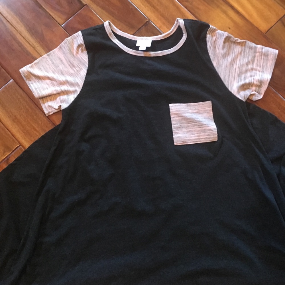 Lularoe Carly M